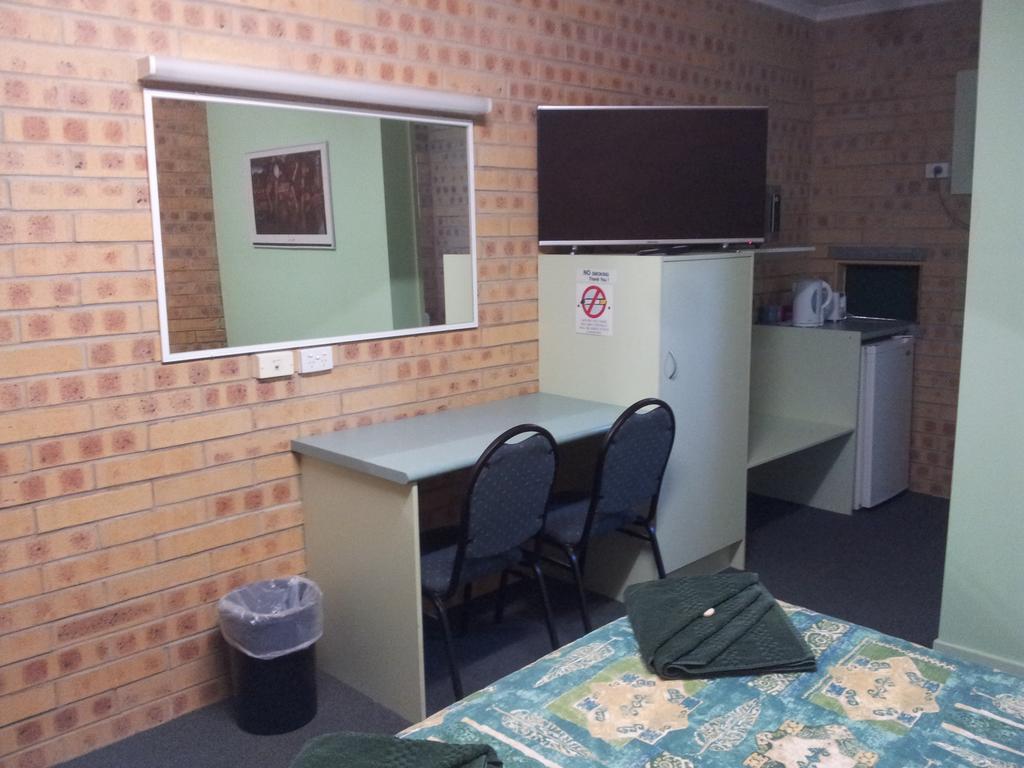 Tiaro Motor Inn Room photo